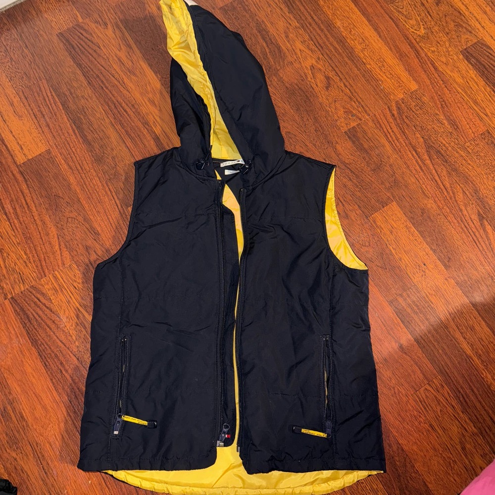Tommy Hilfiger Vest size M